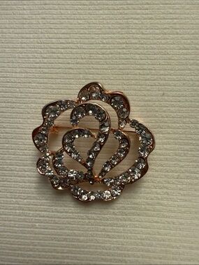Rose-Tone Crystal Flower Brooch - Women's Decorative Jewelry